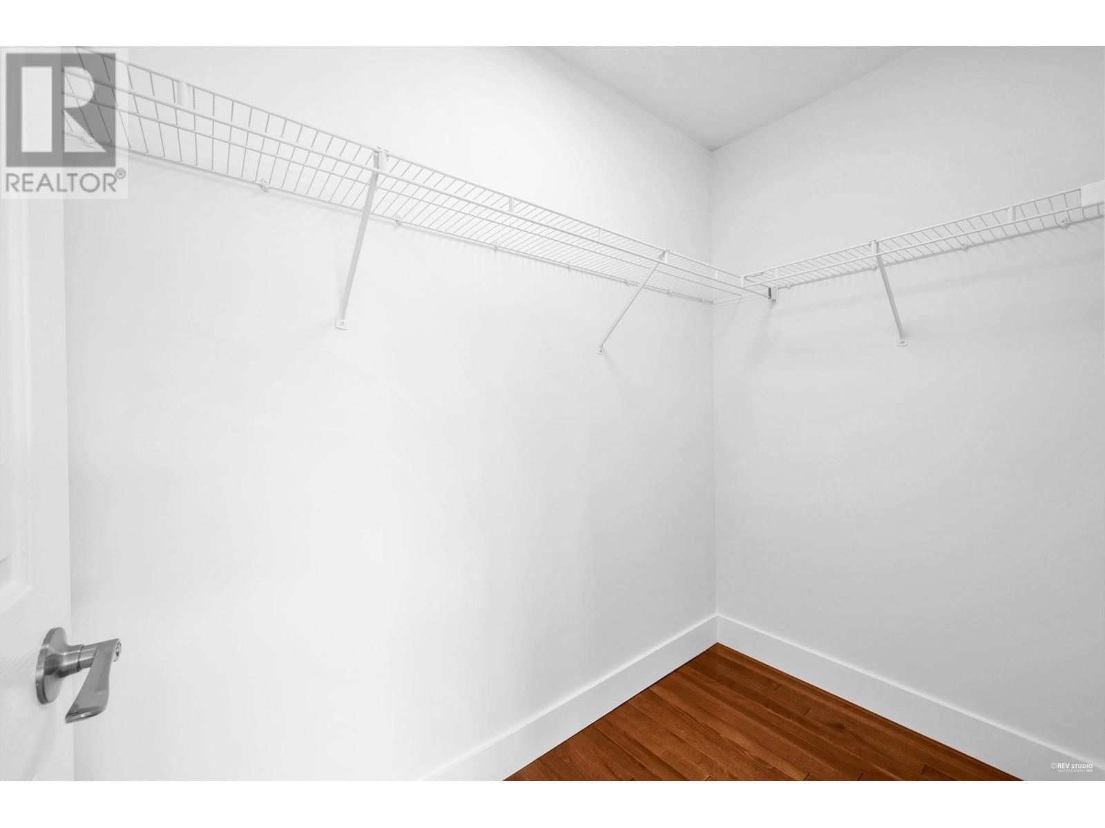 980 58TH AVENUE Image 23
