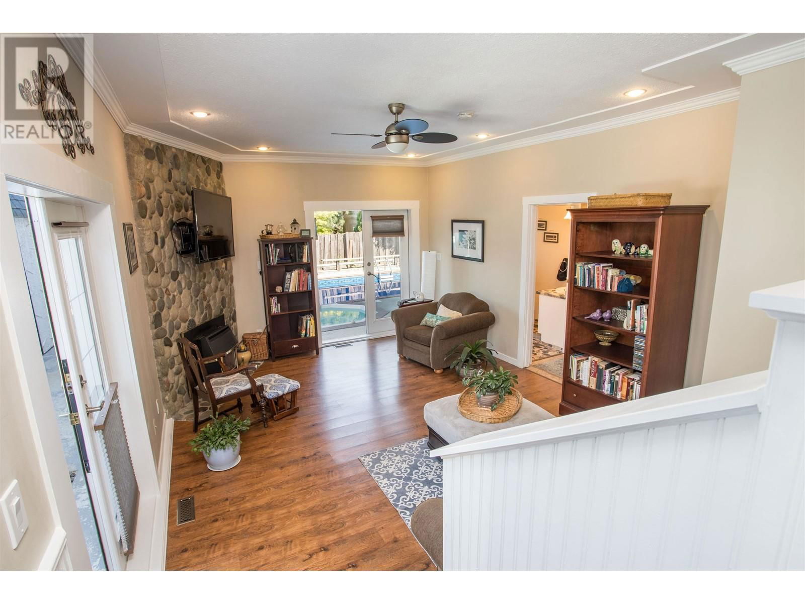 18985 119B AVENUE Image 19