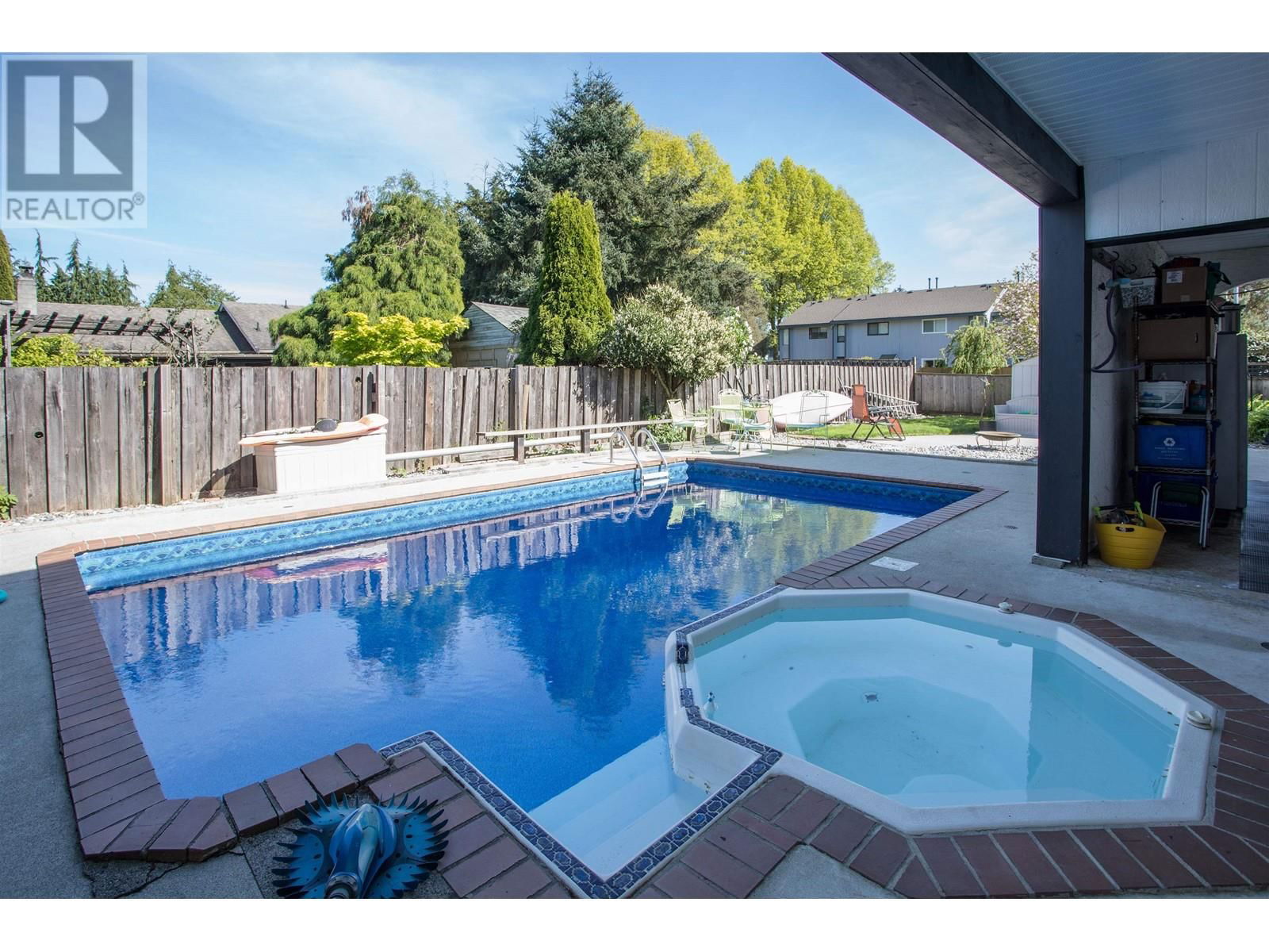 18985 119B AVENUE Image 2