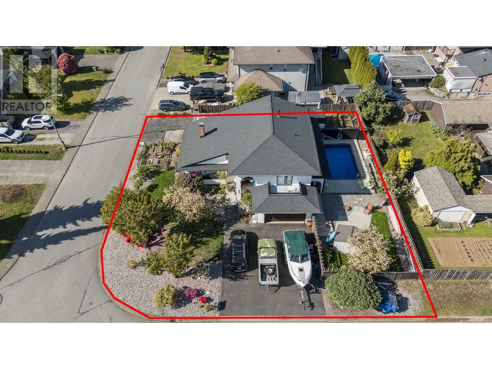 18985 119B AVENUE Image 40