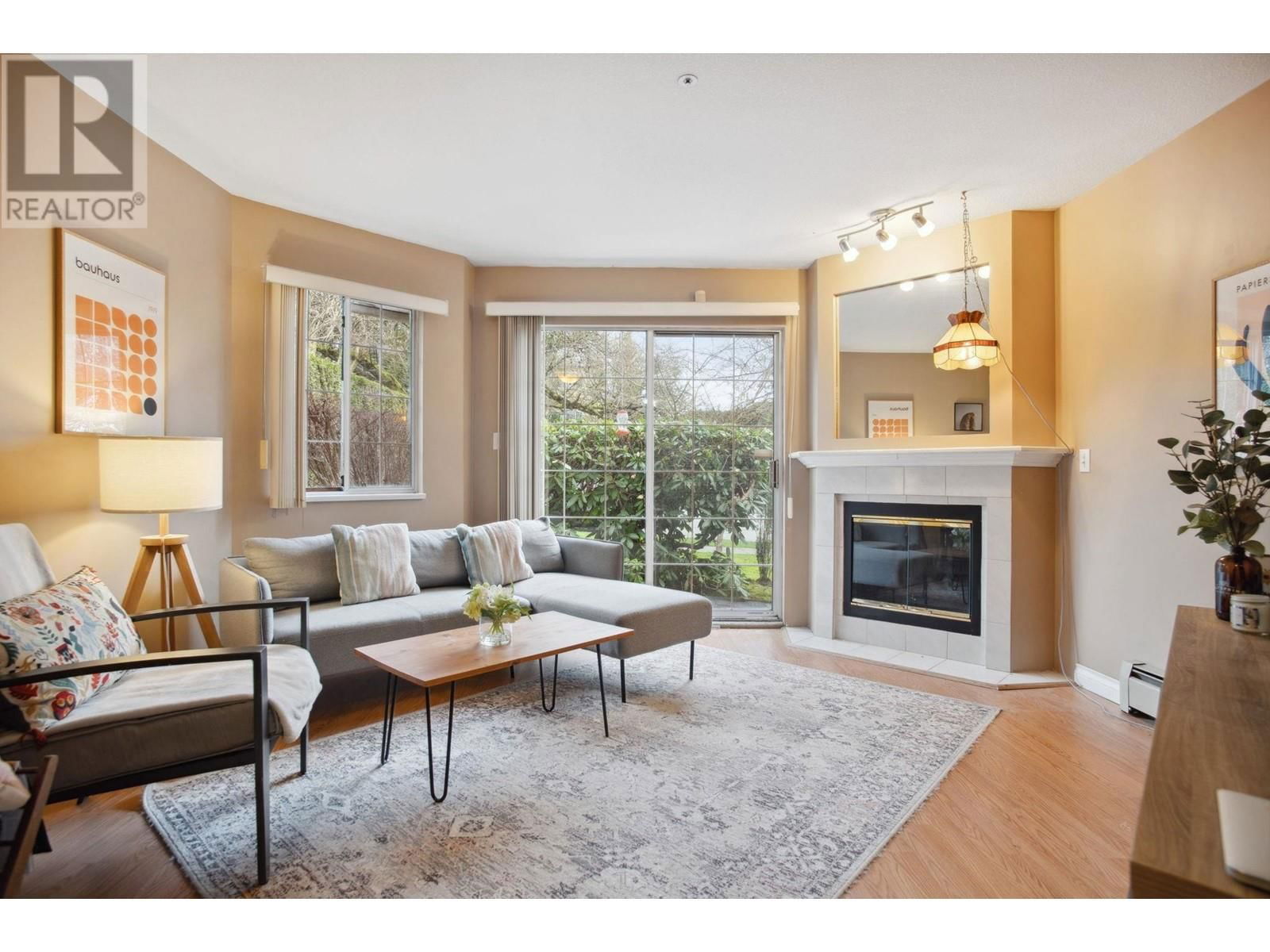 3738 FRASER STREET Image 1