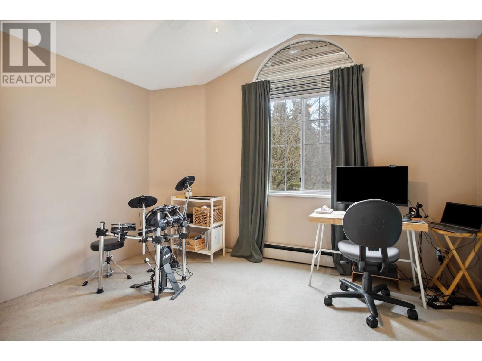3738 FRASER STREET Image 17