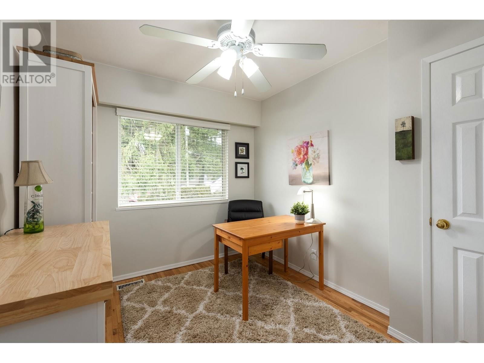 2070 LYONS COURT Image 17
