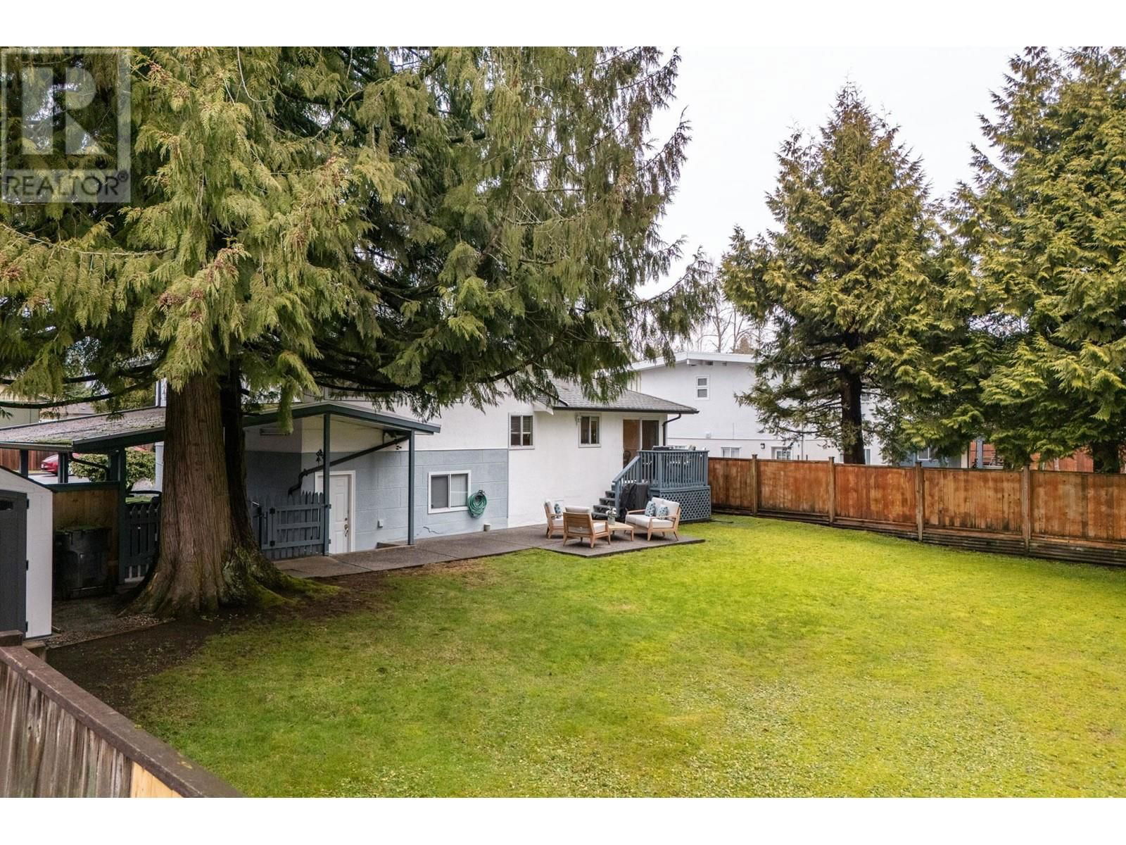 2070 LYONS COURT Image 26