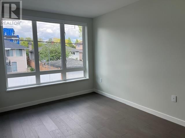 205 - 485 63RD AVENUE Image 6