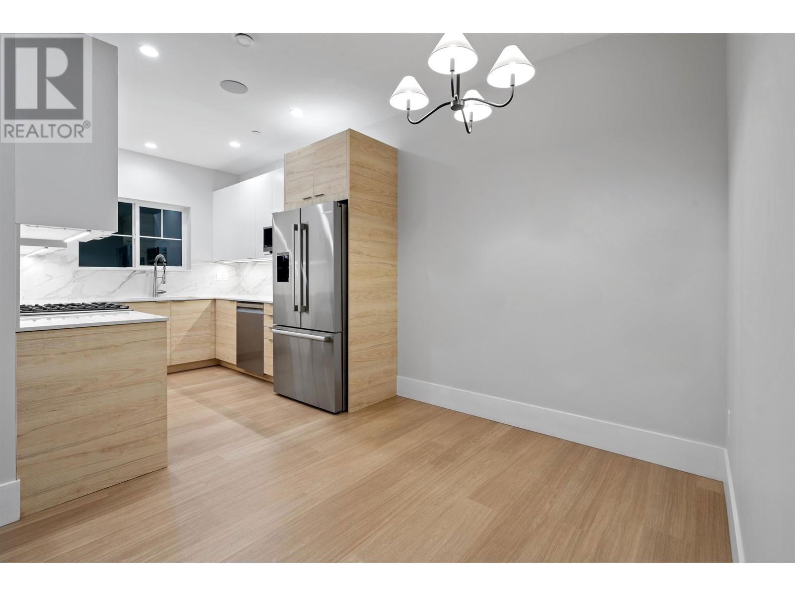 1 - 4423 W 16TH AVENUE Image 11