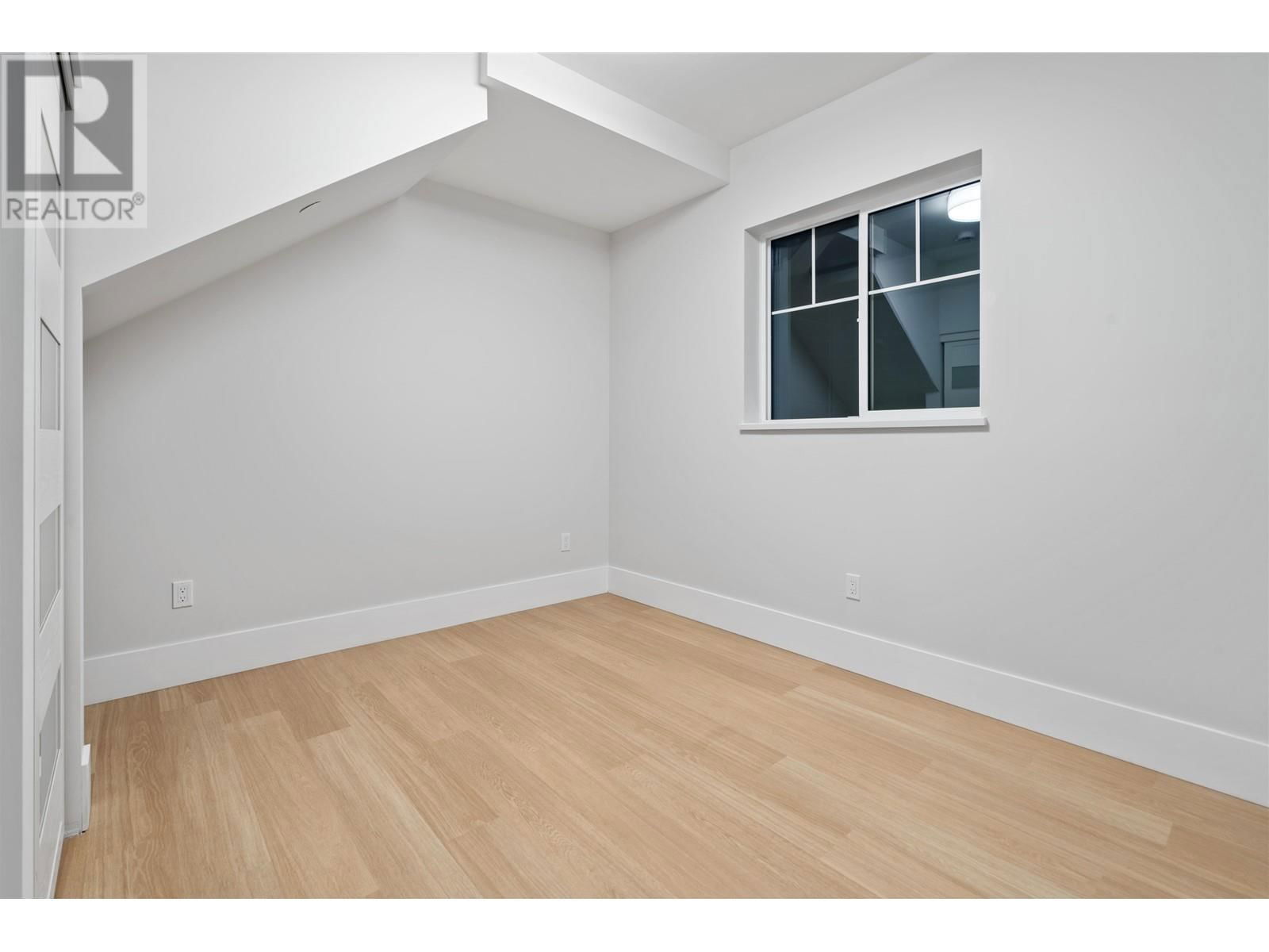 1 - 4423 W 16TH AVENUE Image 21
