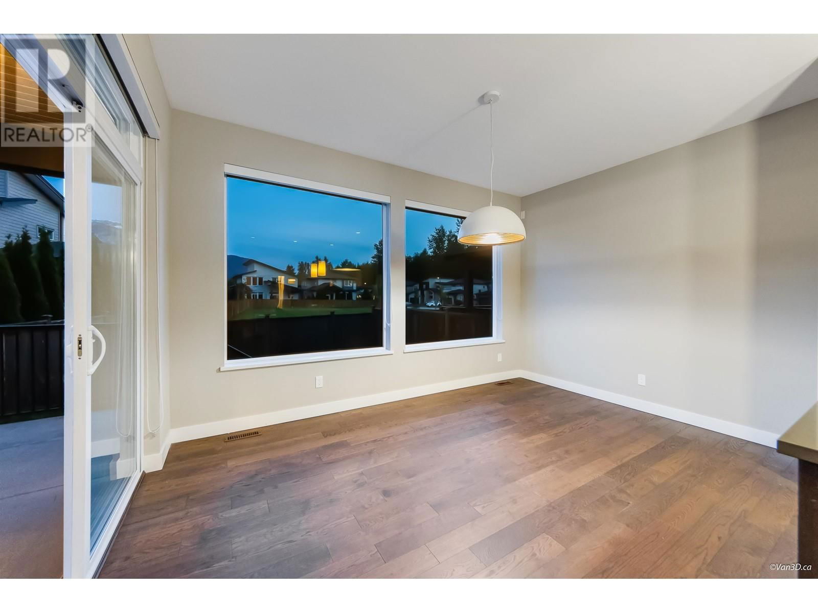39340 FALCON CRESCENT Image 15