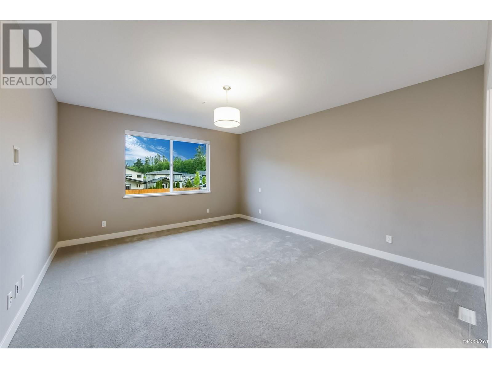 39340 FALCON CRESCENT Image 25