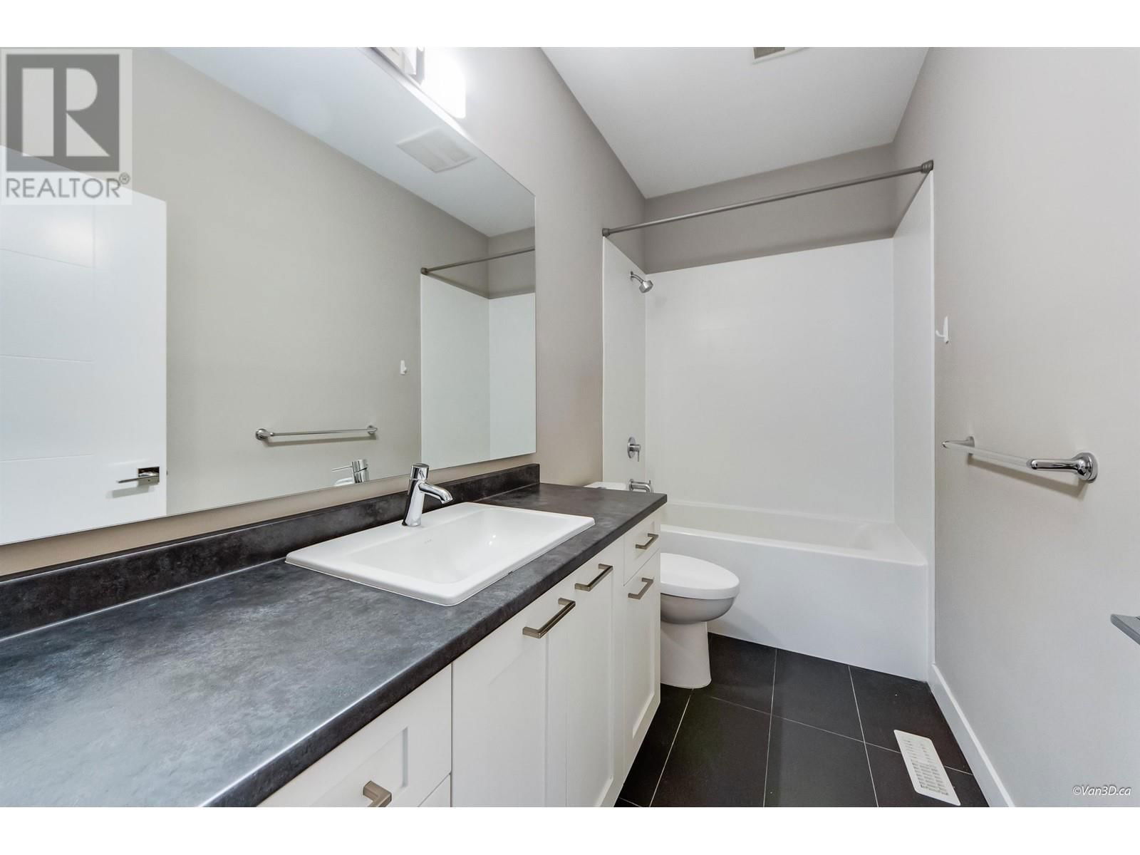 39340 FALCON CRESCENT Image 33