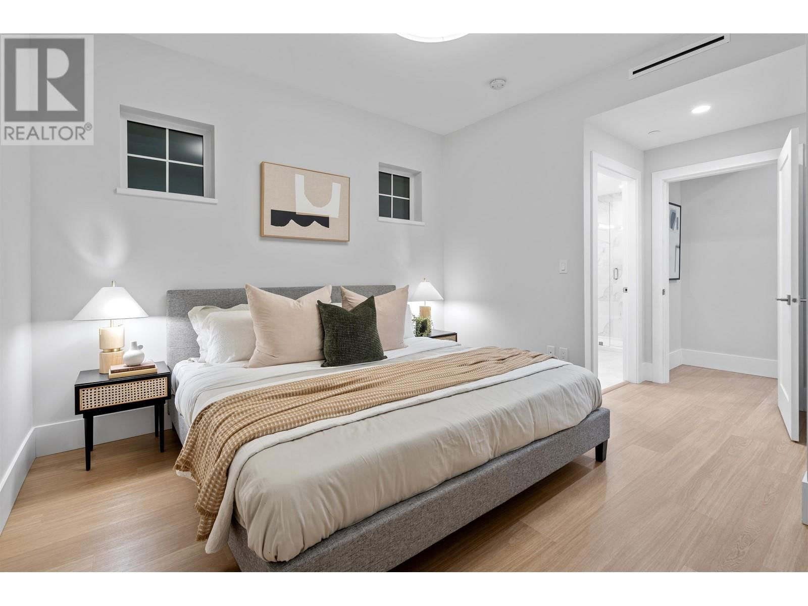 2 - 4423 W 16TH AVENUE Image 16
