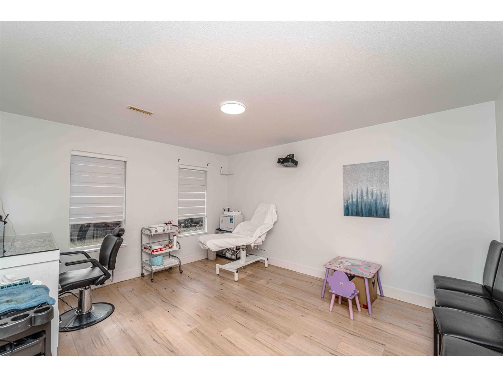 2664 MITCHELL Image 25