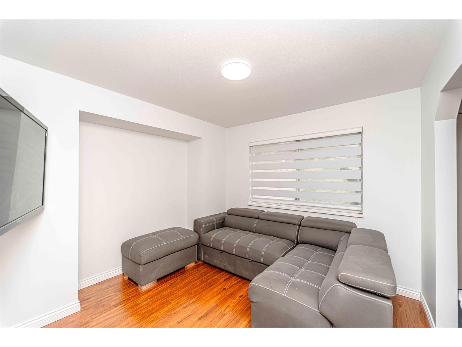 2664 MITCHELL Image 9
