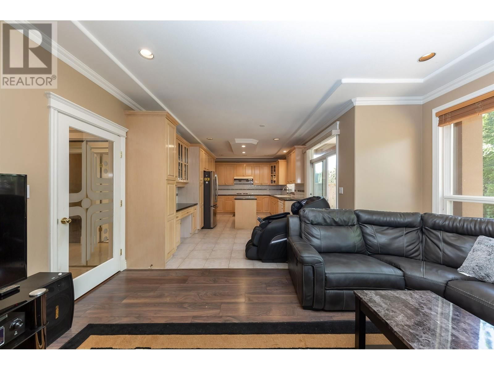 7471 LINDSAY ROAD Image 10