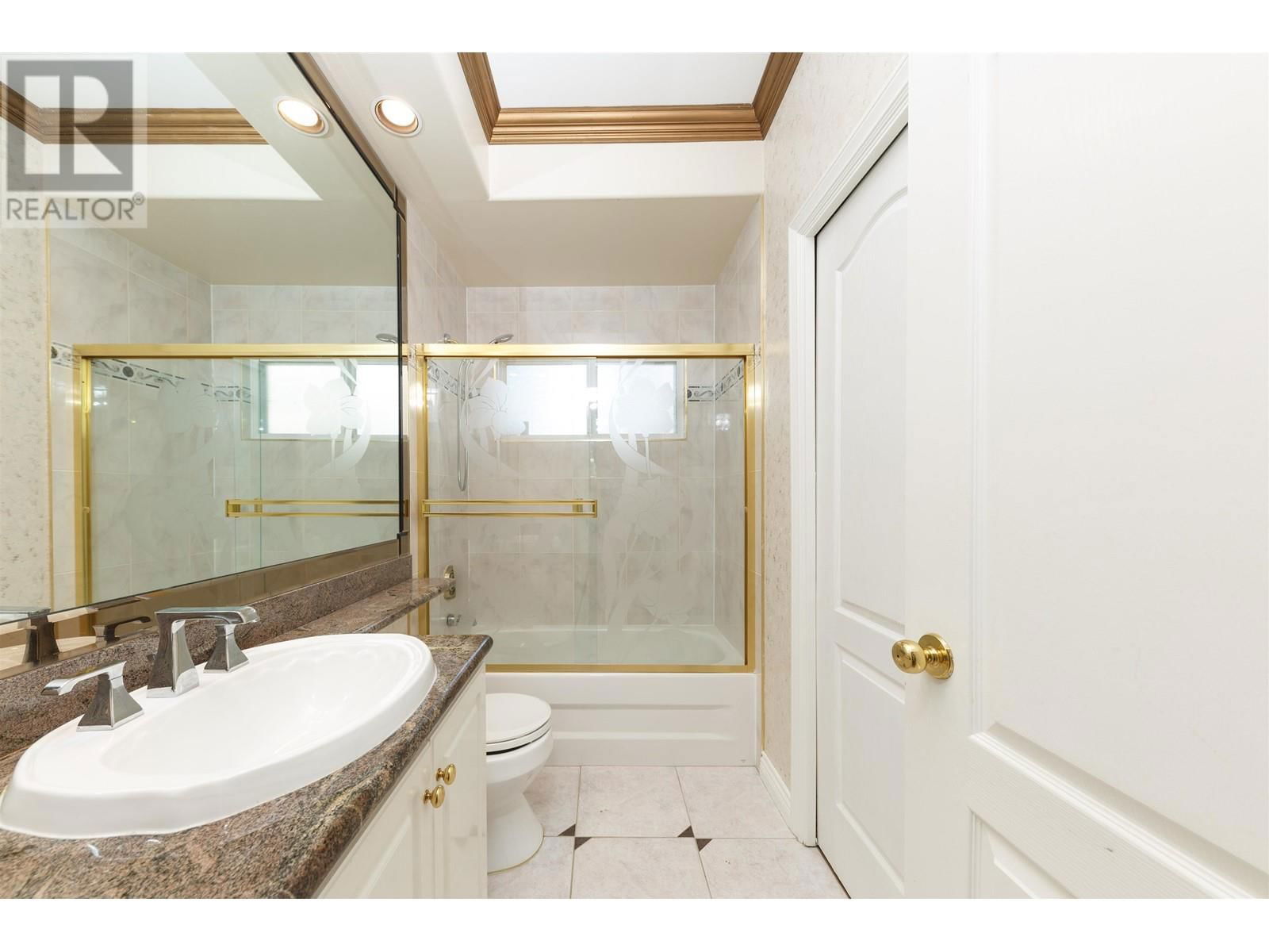 7471 LINDSAY ROAD Image 15