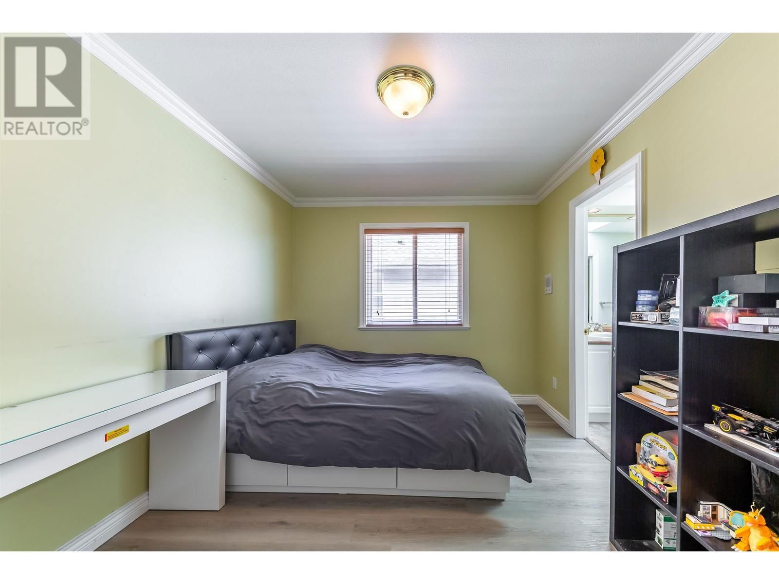 7471 LINDSAY ROAD Image 26