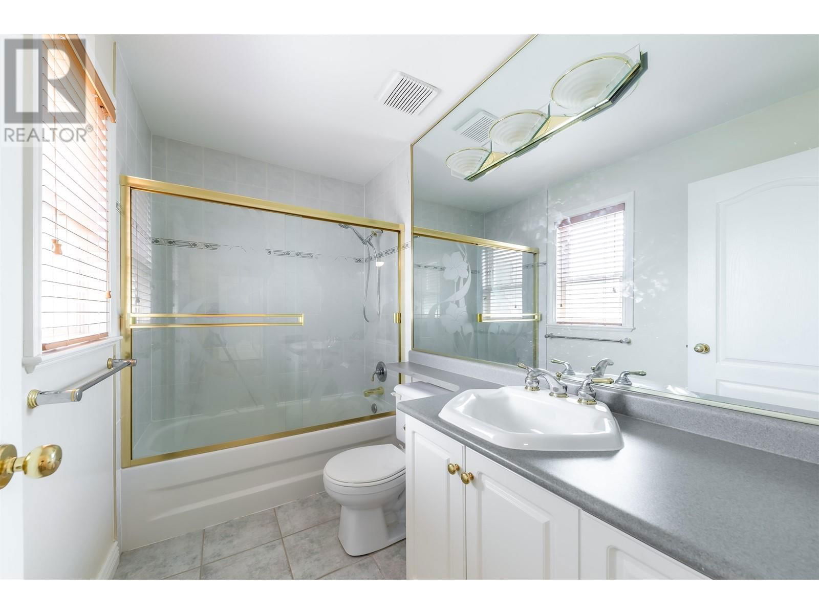 7471 LINDSAY ROAD Image 28