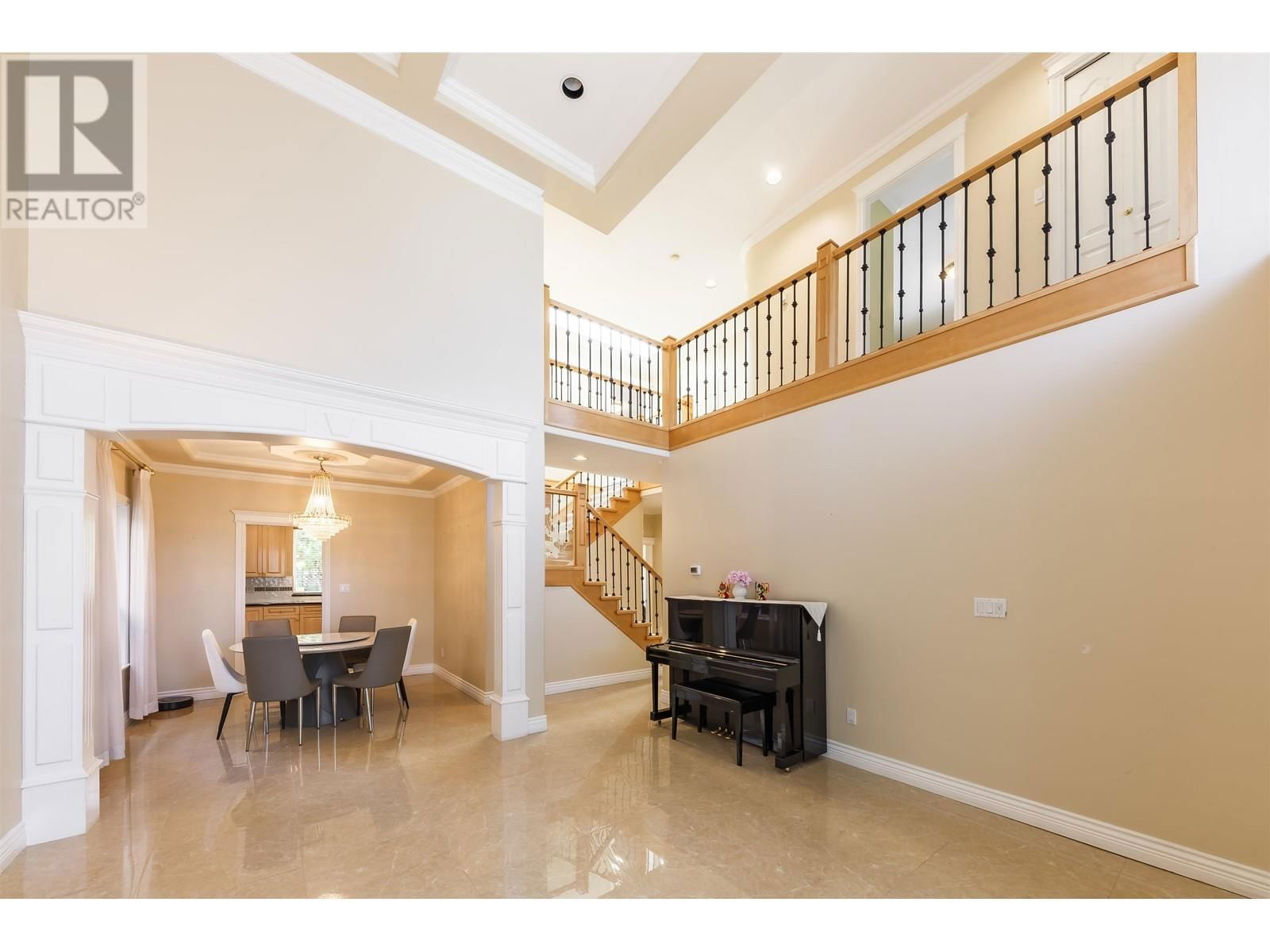 7471 LINDSAY ROAD Image 6