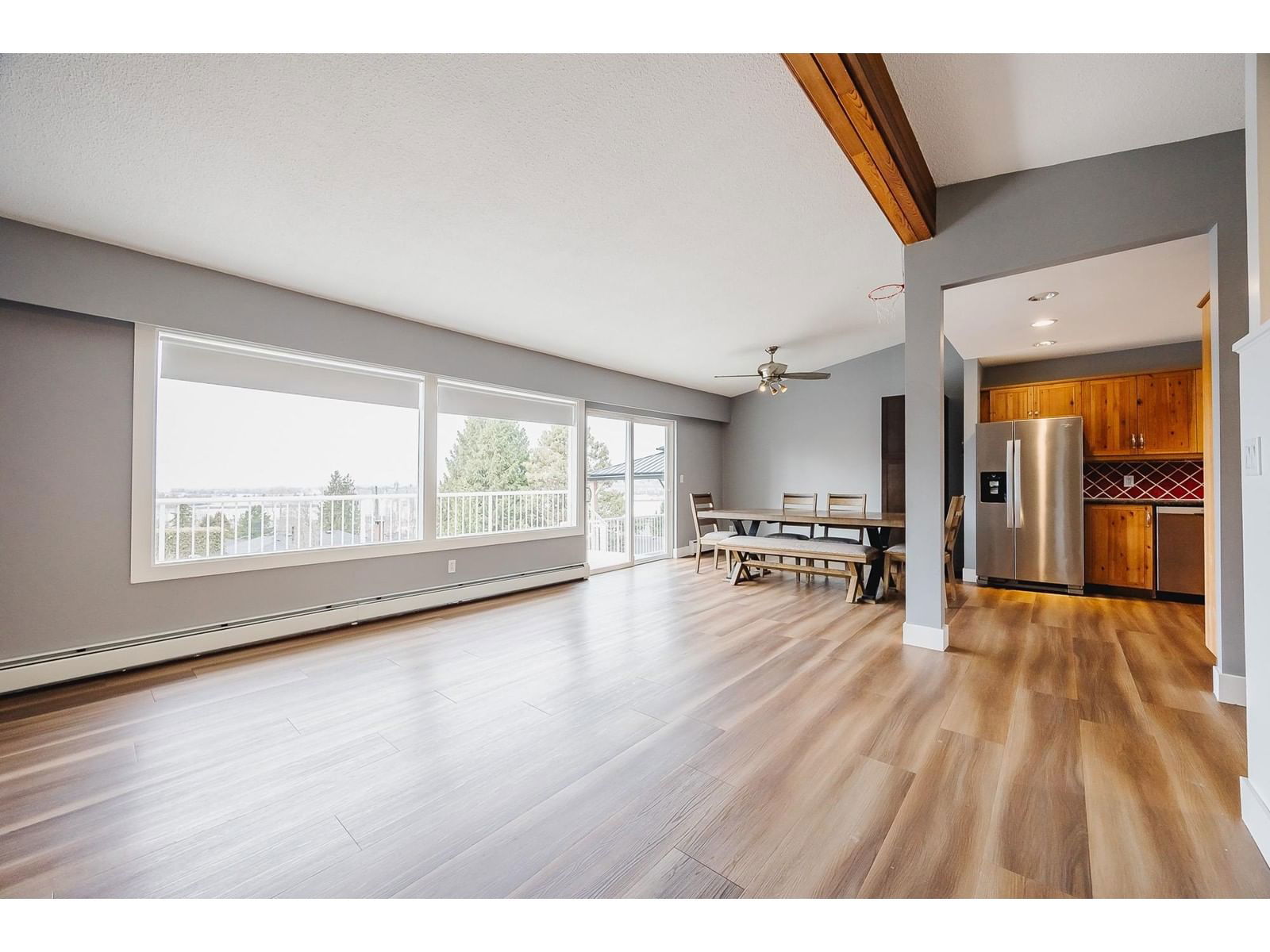 9749 CROWN Image 10