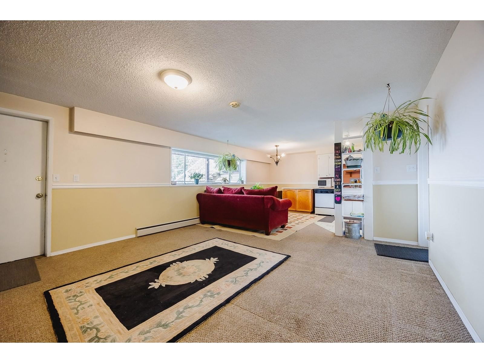 9749 CROWN Image 27