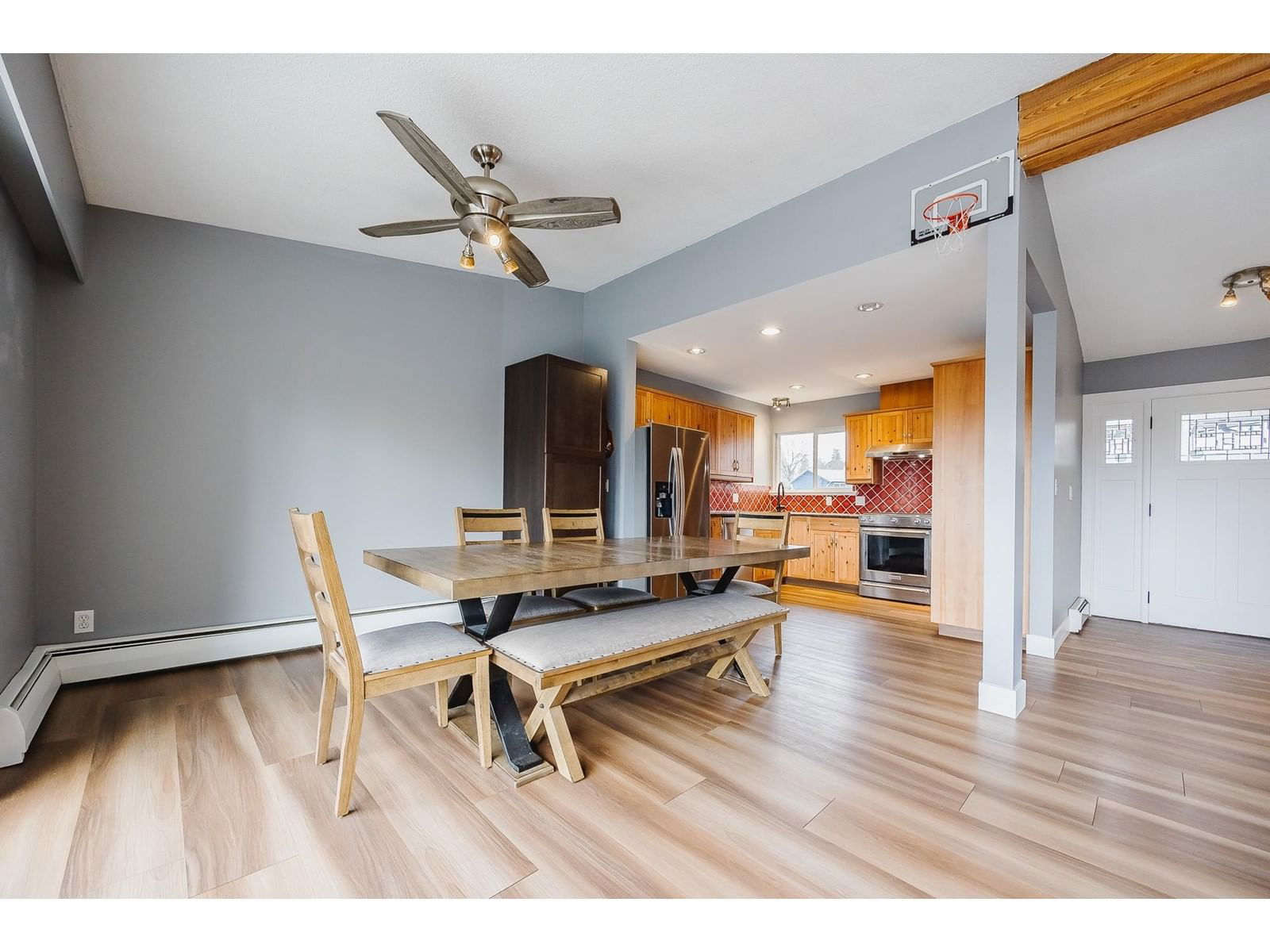 9749 CROWN Image 6