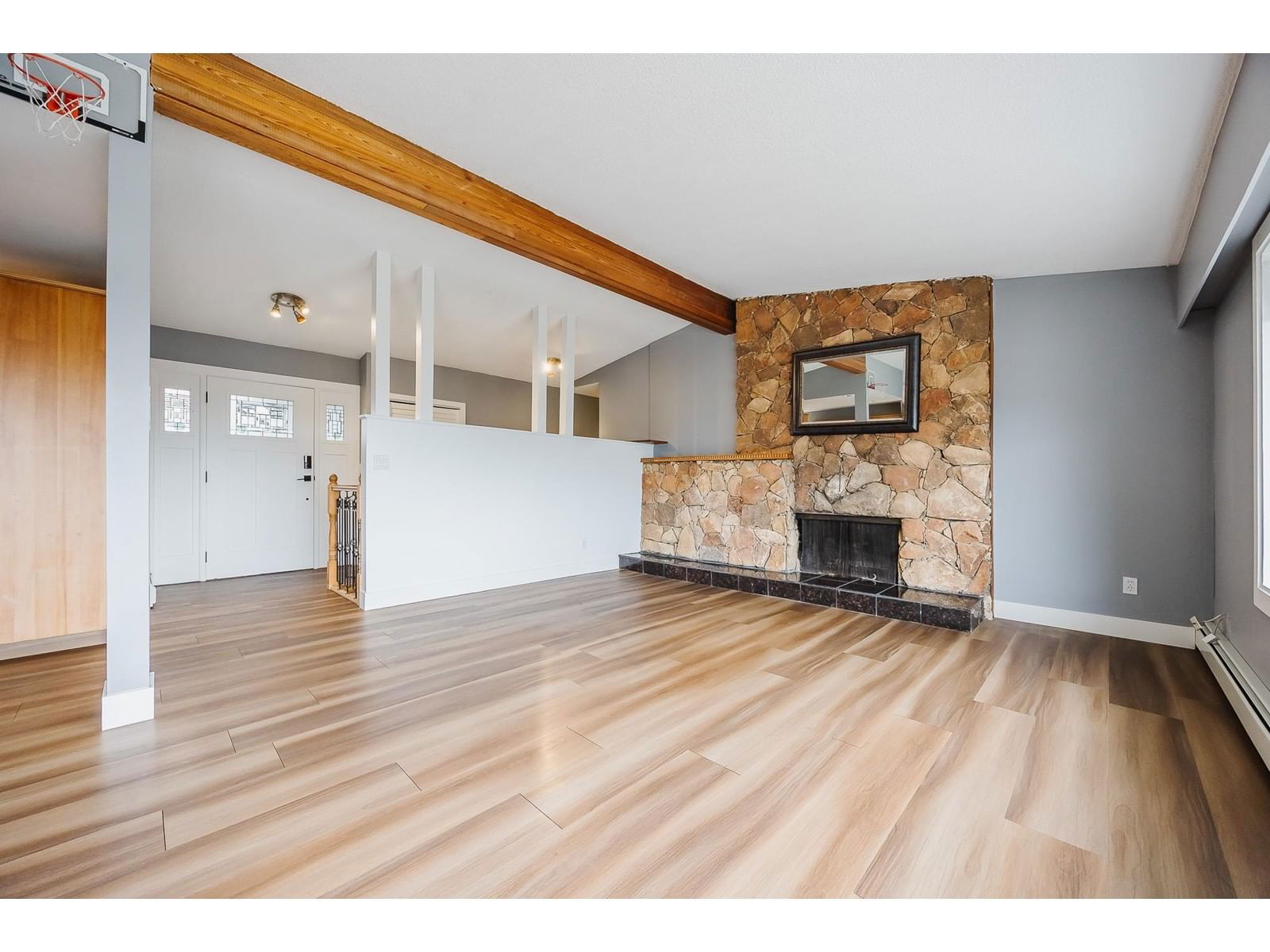 9749 CROWN Image 8