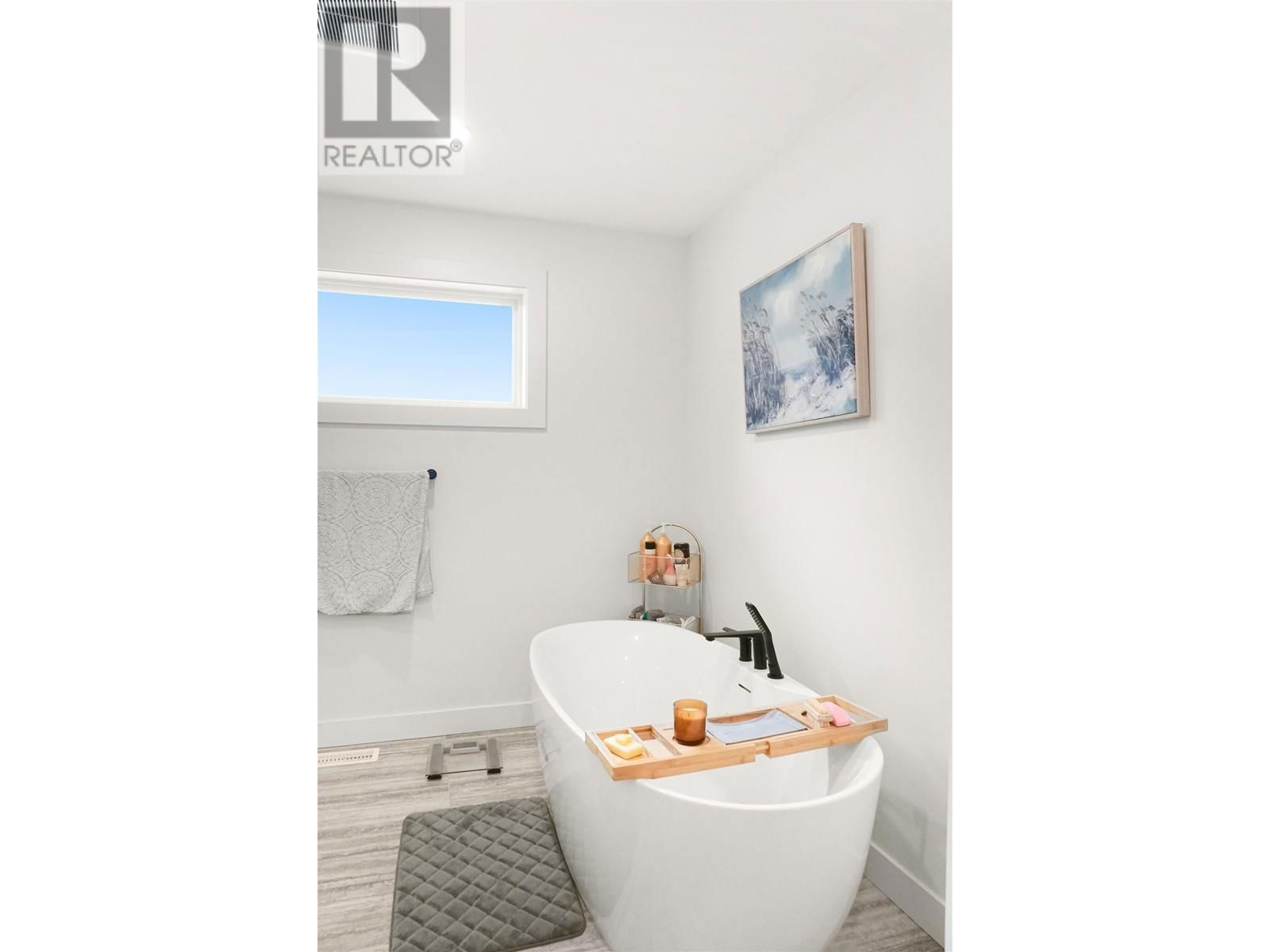 16 ROBINSON STREET Image 22