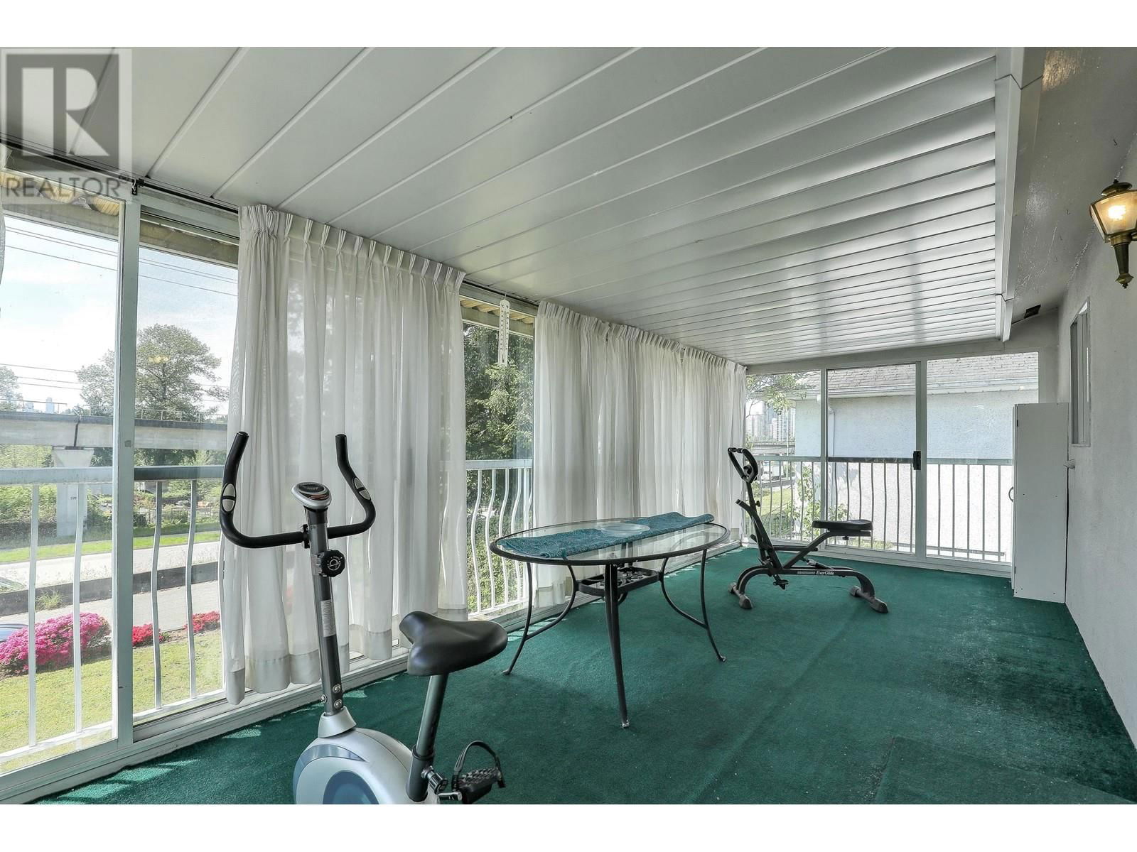 6407 LOUGHEED HIGHWAY Image 24