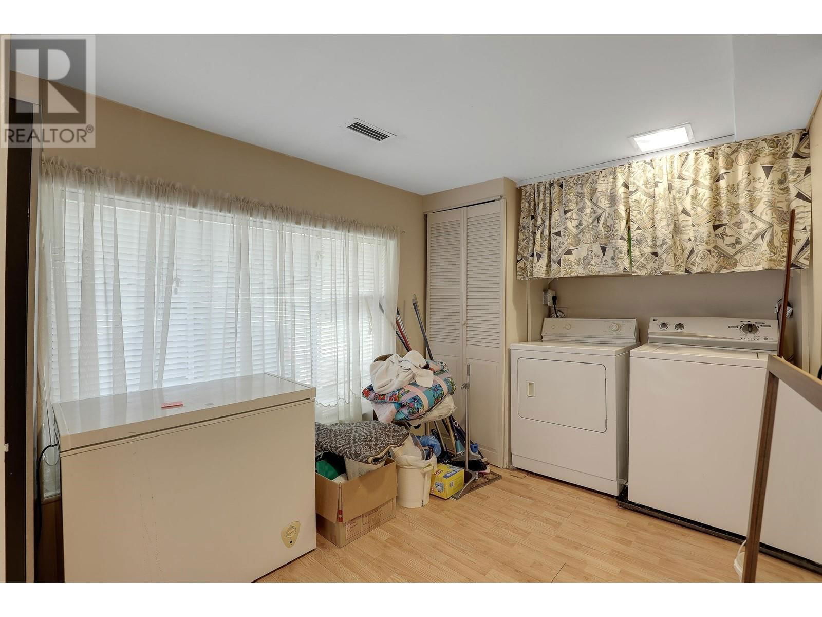 6407 LOUGHEED HIGHWAY Image 4