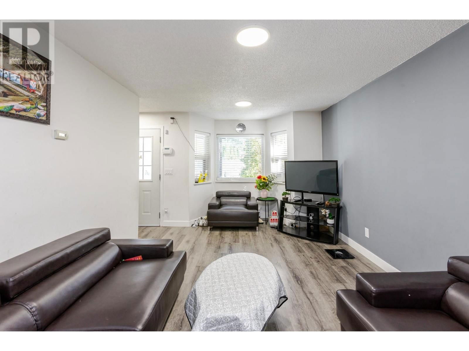 12048 MCINTYRE COURT Image 7