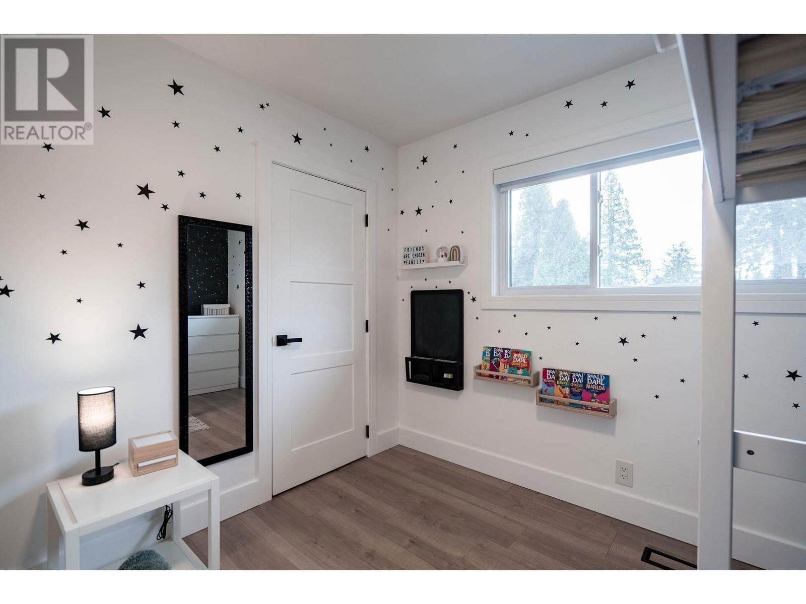 640 FORESS DRIVE Image 27