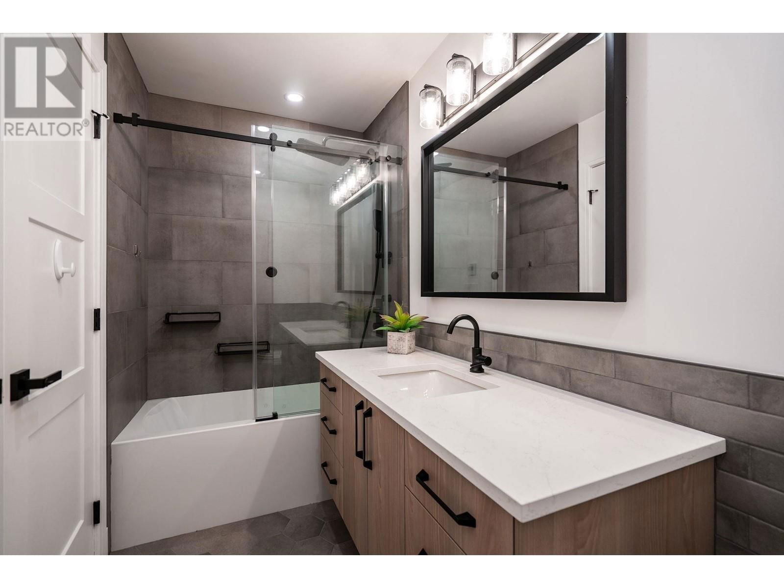 640 FORESS DRIVE Image 30
