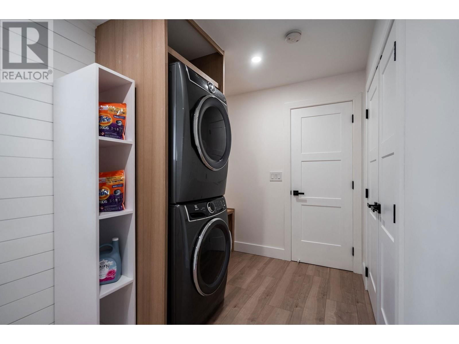 640 FORESS DRIVE Image 35