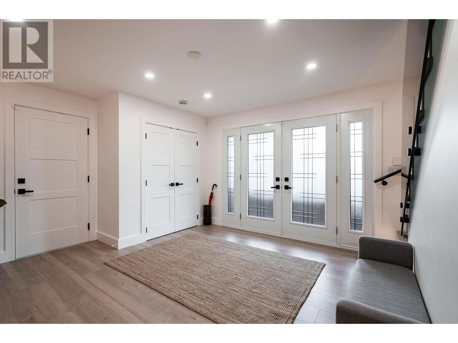 640 FORESS DRIVE Image 4