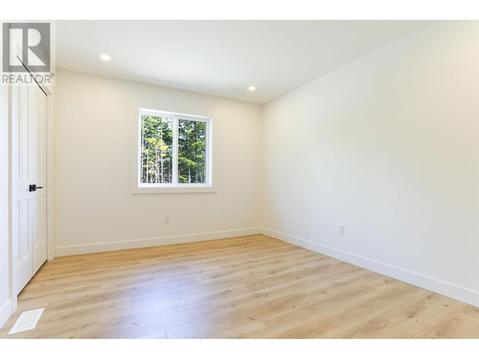 169 WAKITA STREET Image 16