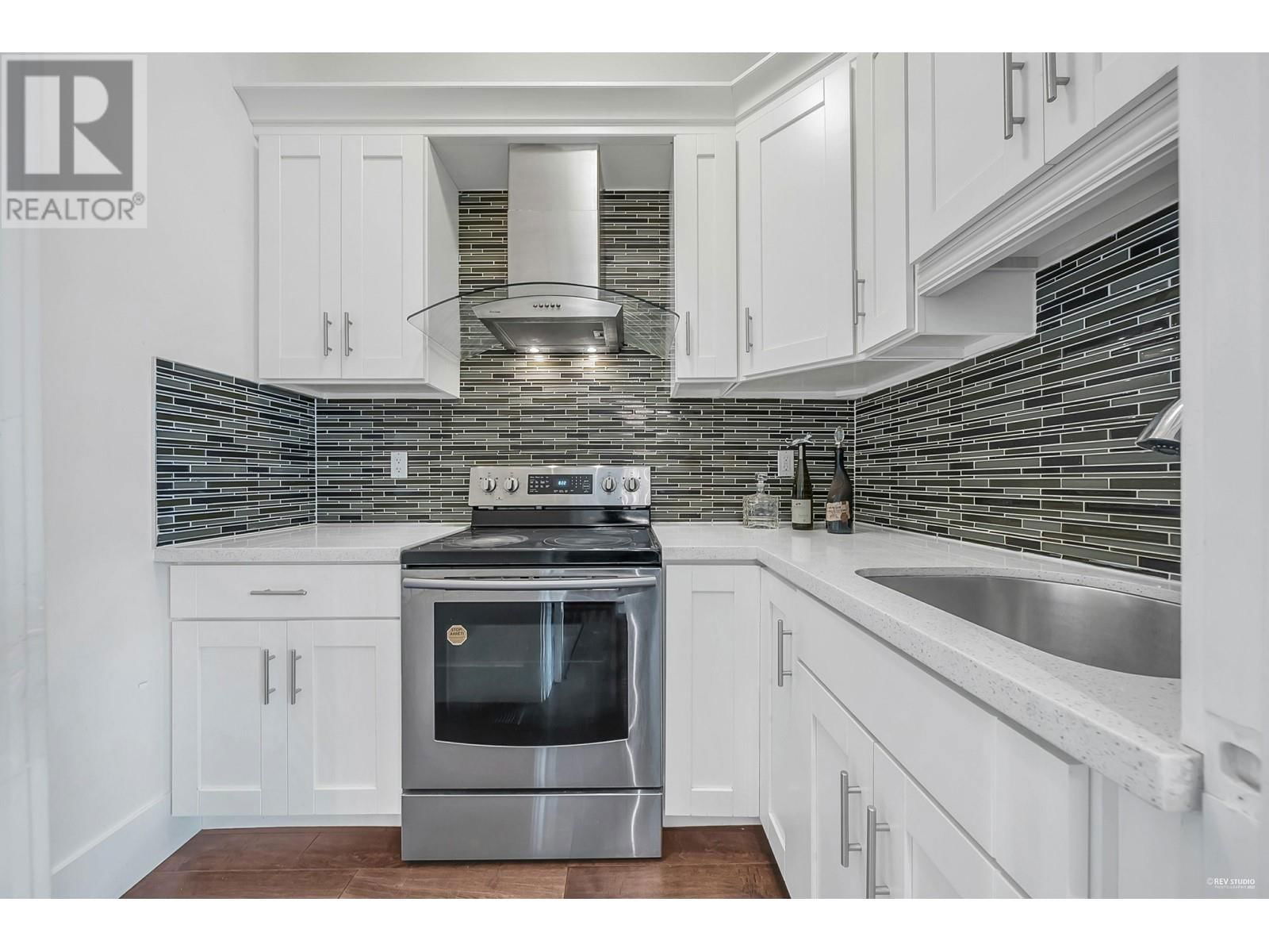 3523 PRINCETON AVENUE Image 17