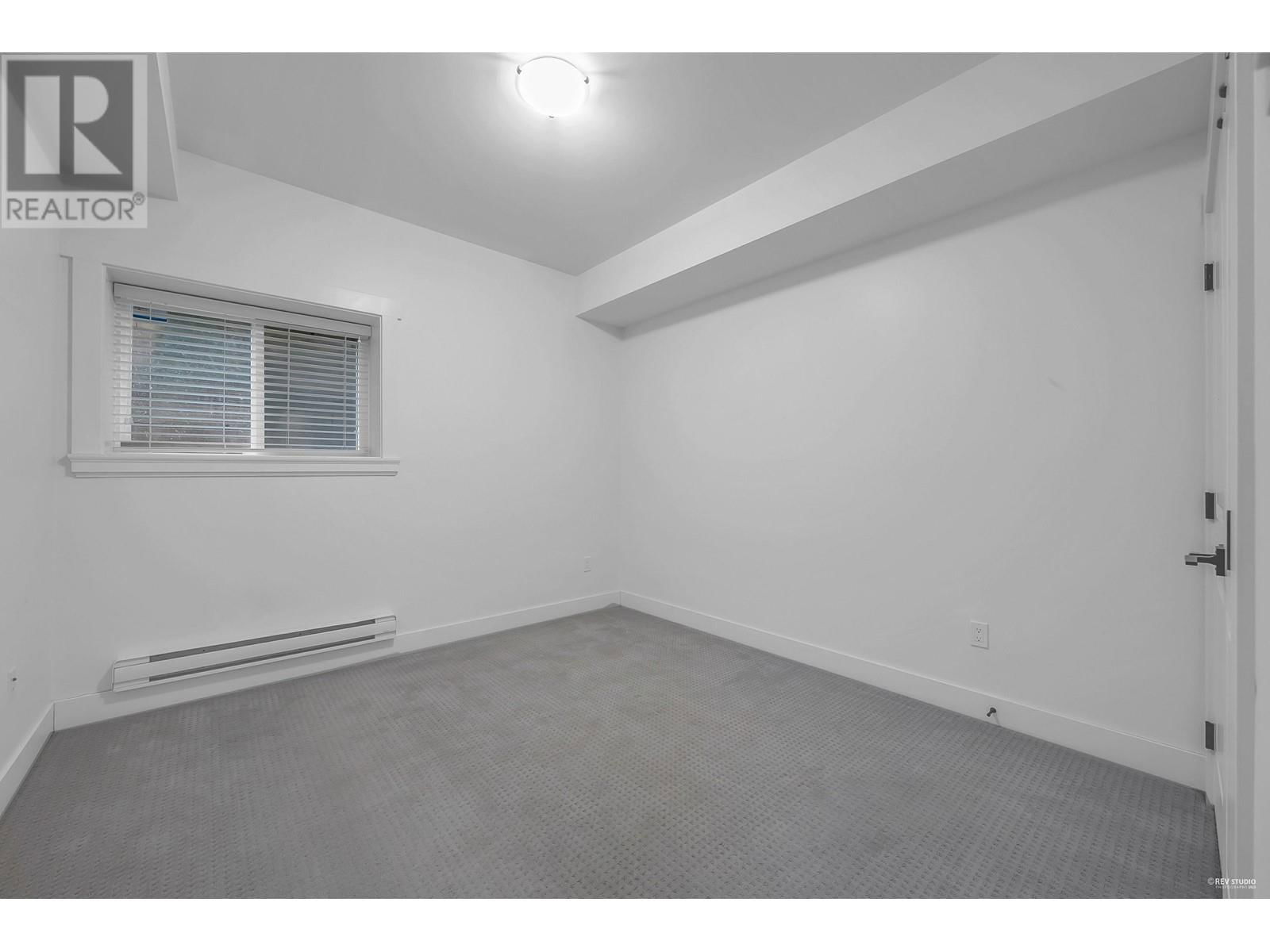3523 PRINCETON AVENUE Image 31