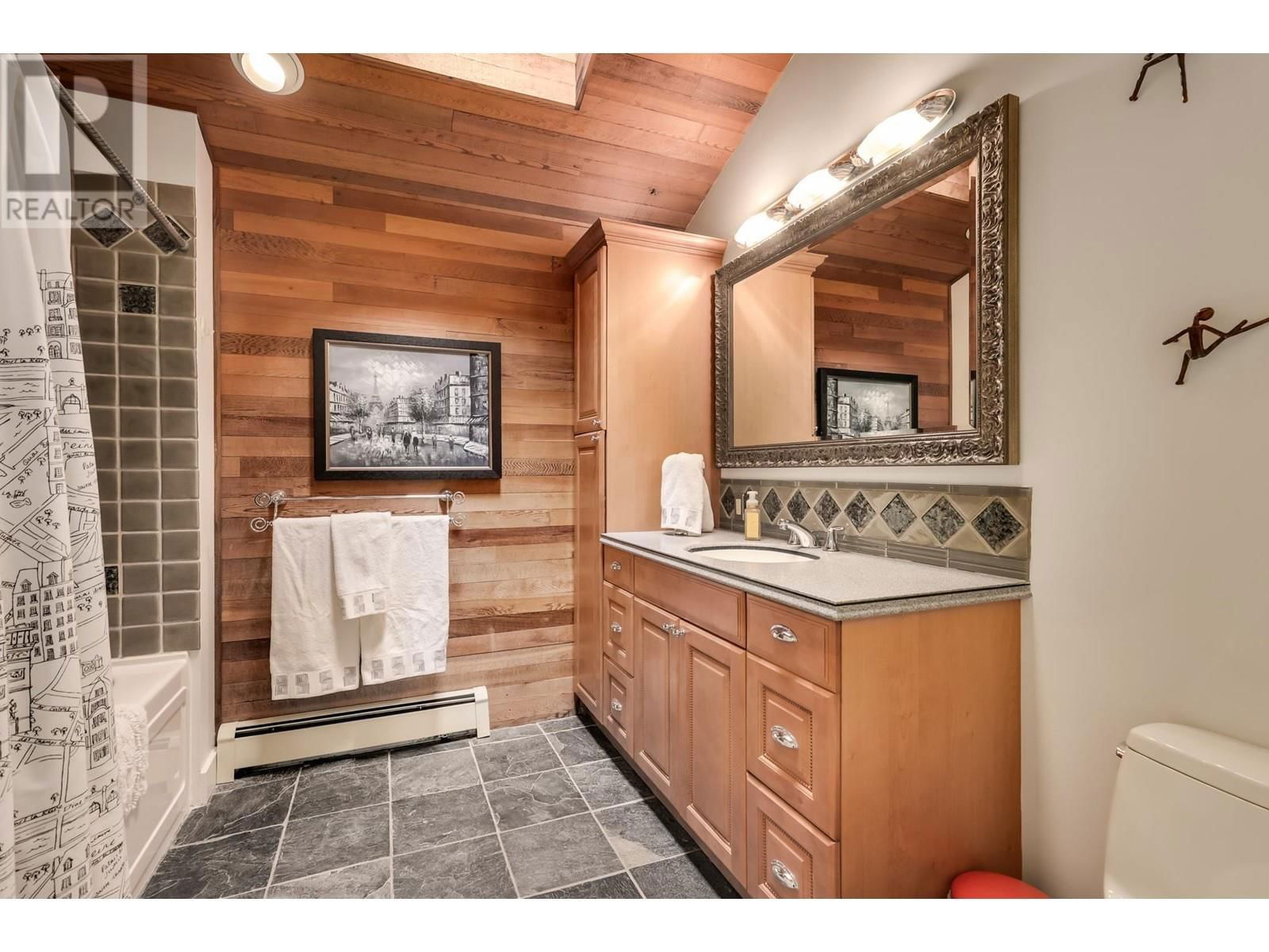 31 AXFORD BAY Image 23