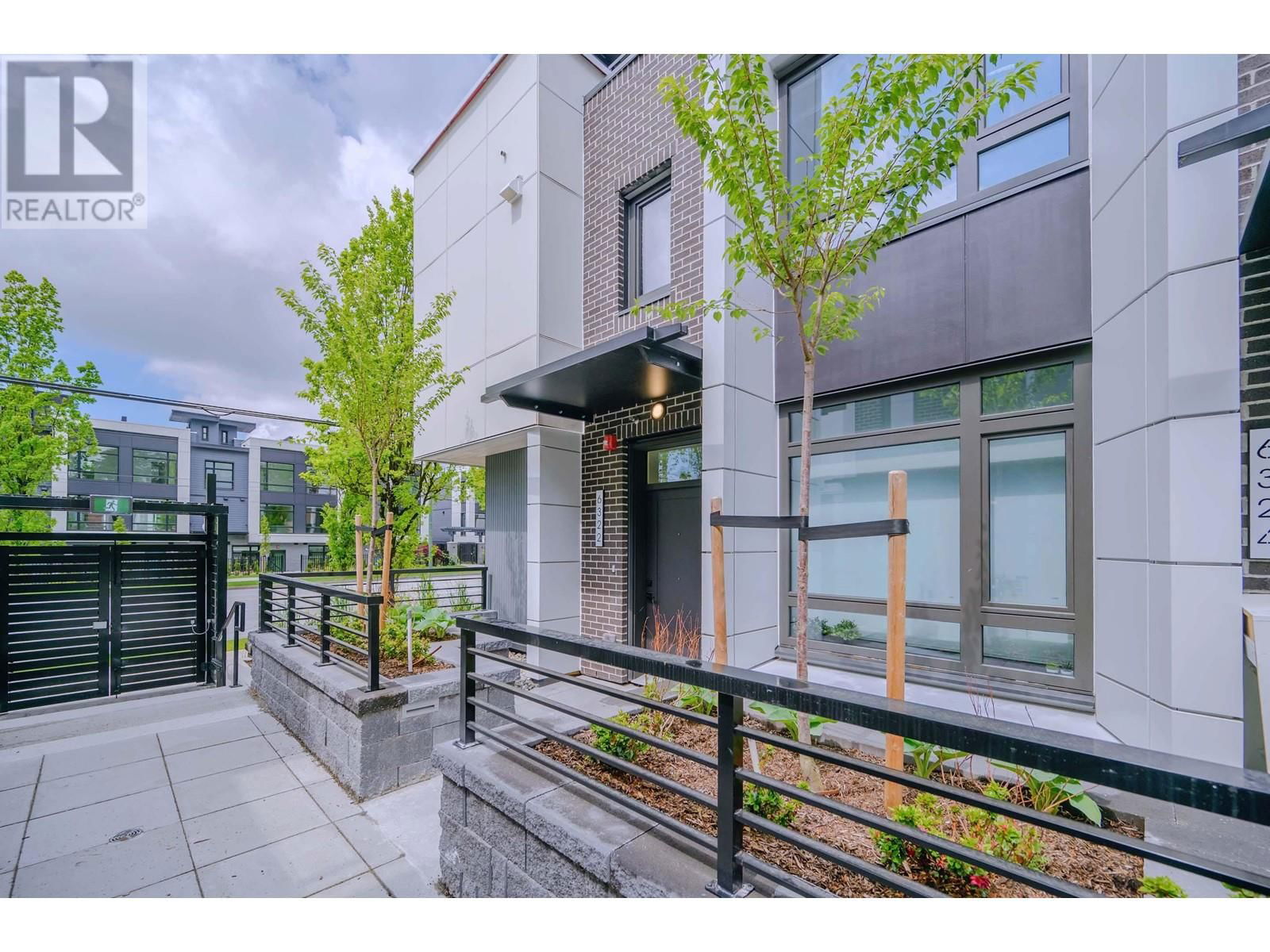 6322 OAK STREET Image 4