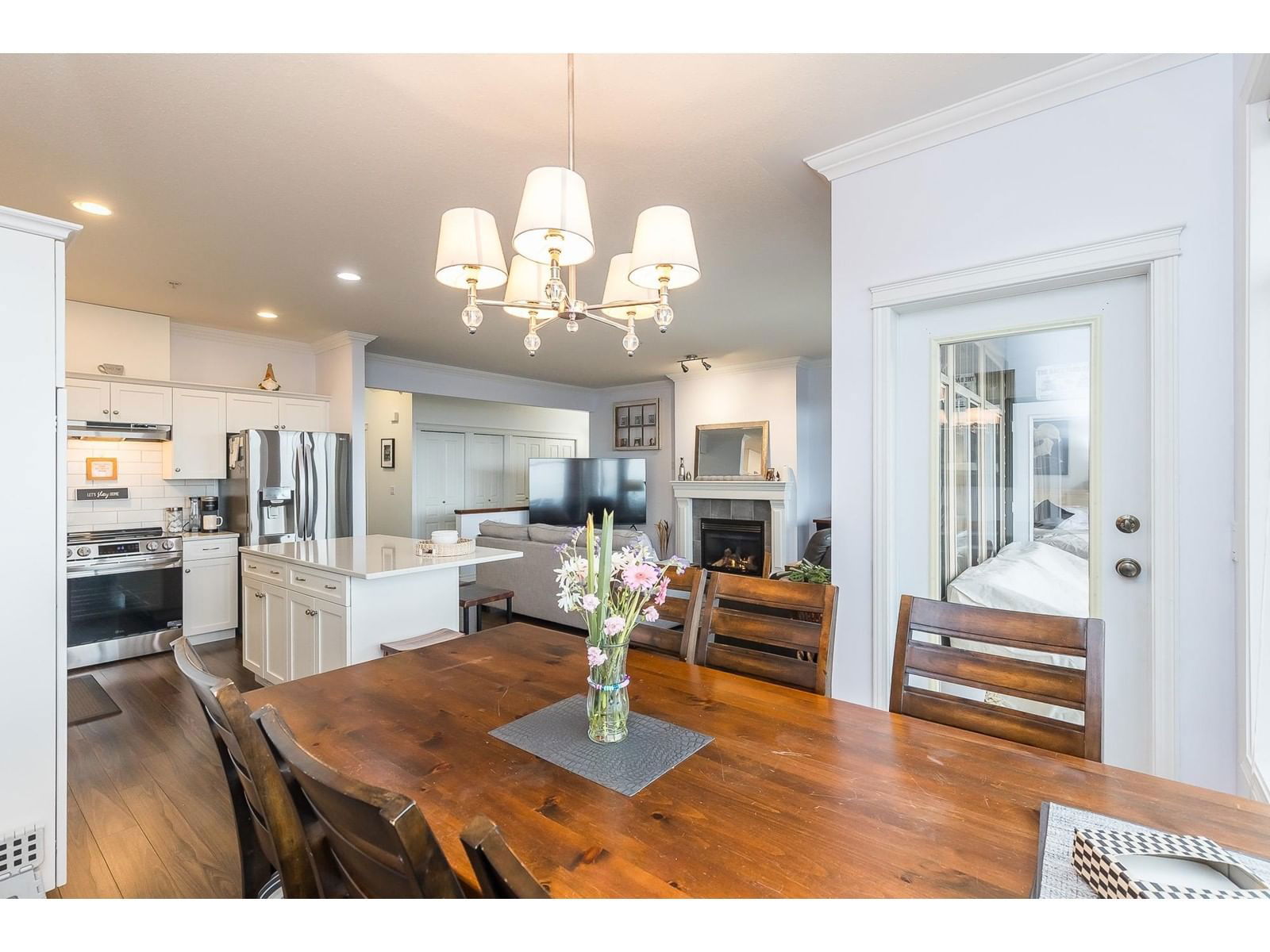 33 - 2842 WHATCOM Image 13