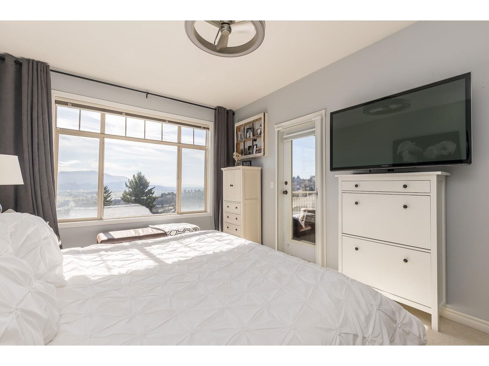 33 - 2842 WHATCOM Image 20