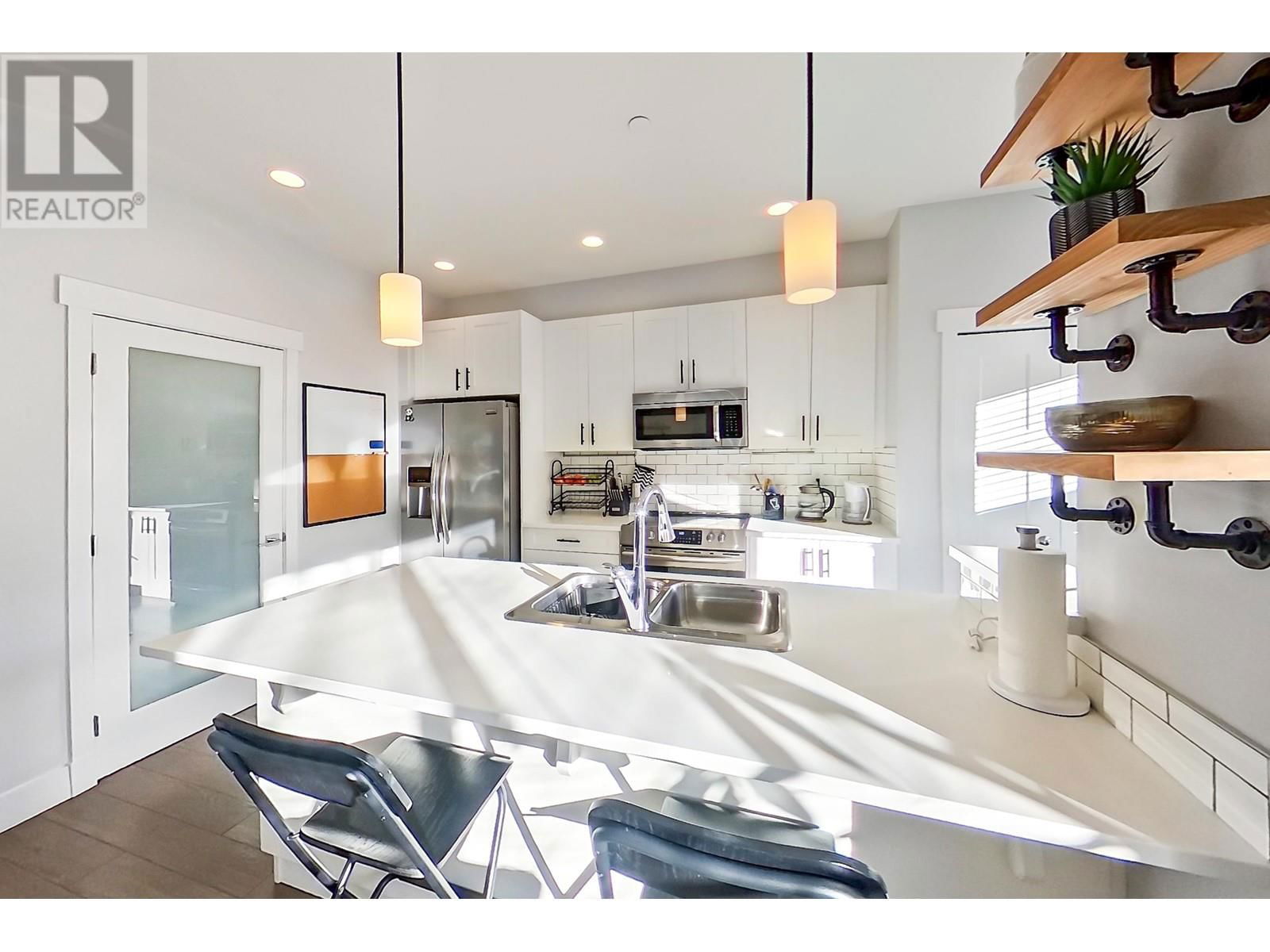23942 KANAKA WAY Image 10