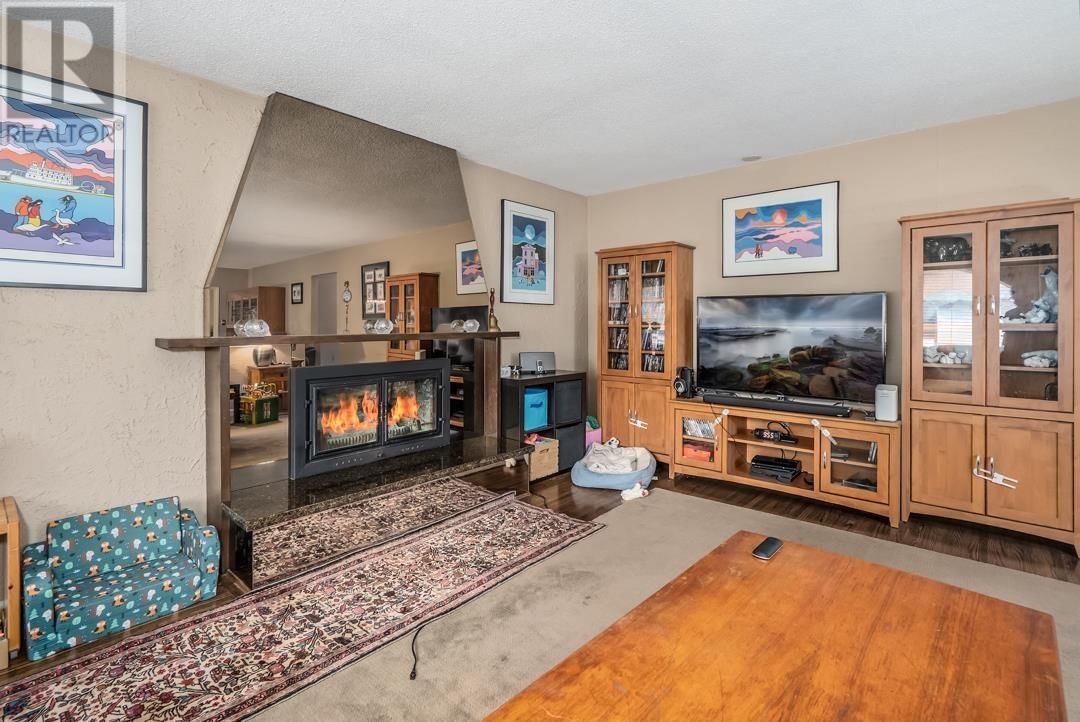 1630 LAYTON DRIVE Image 7