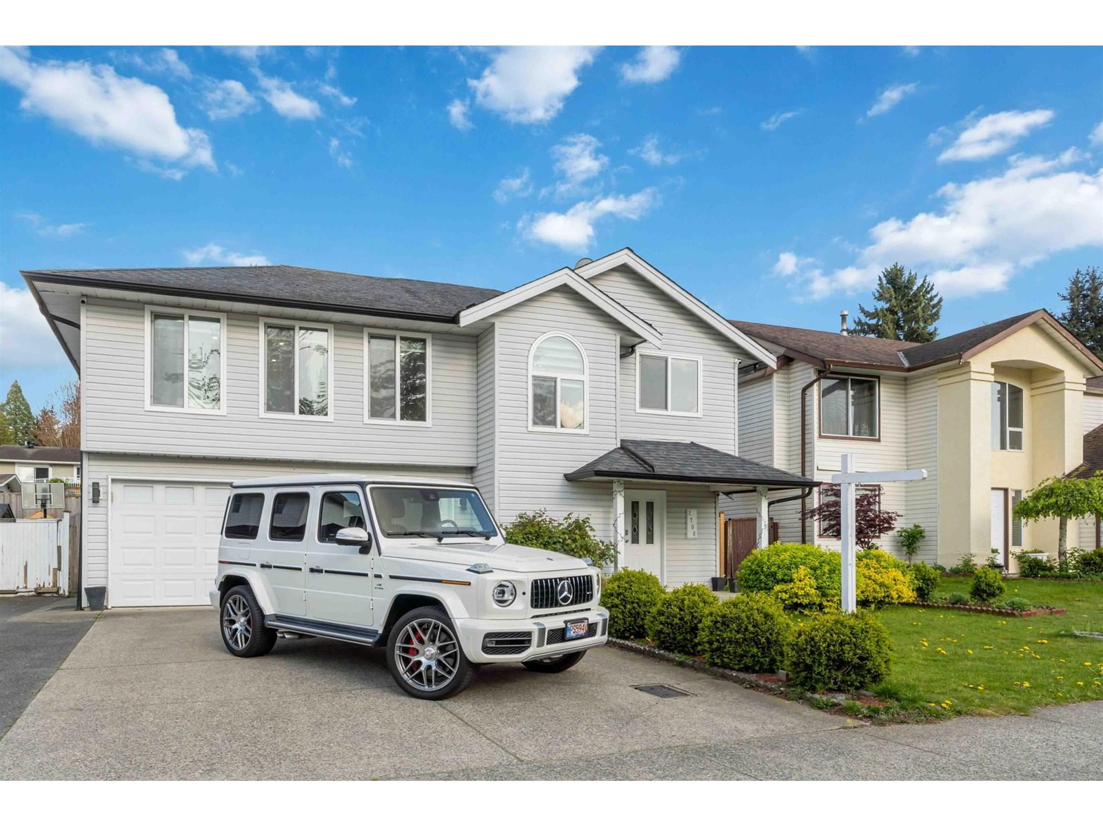 2706 MITCHELL Image 1