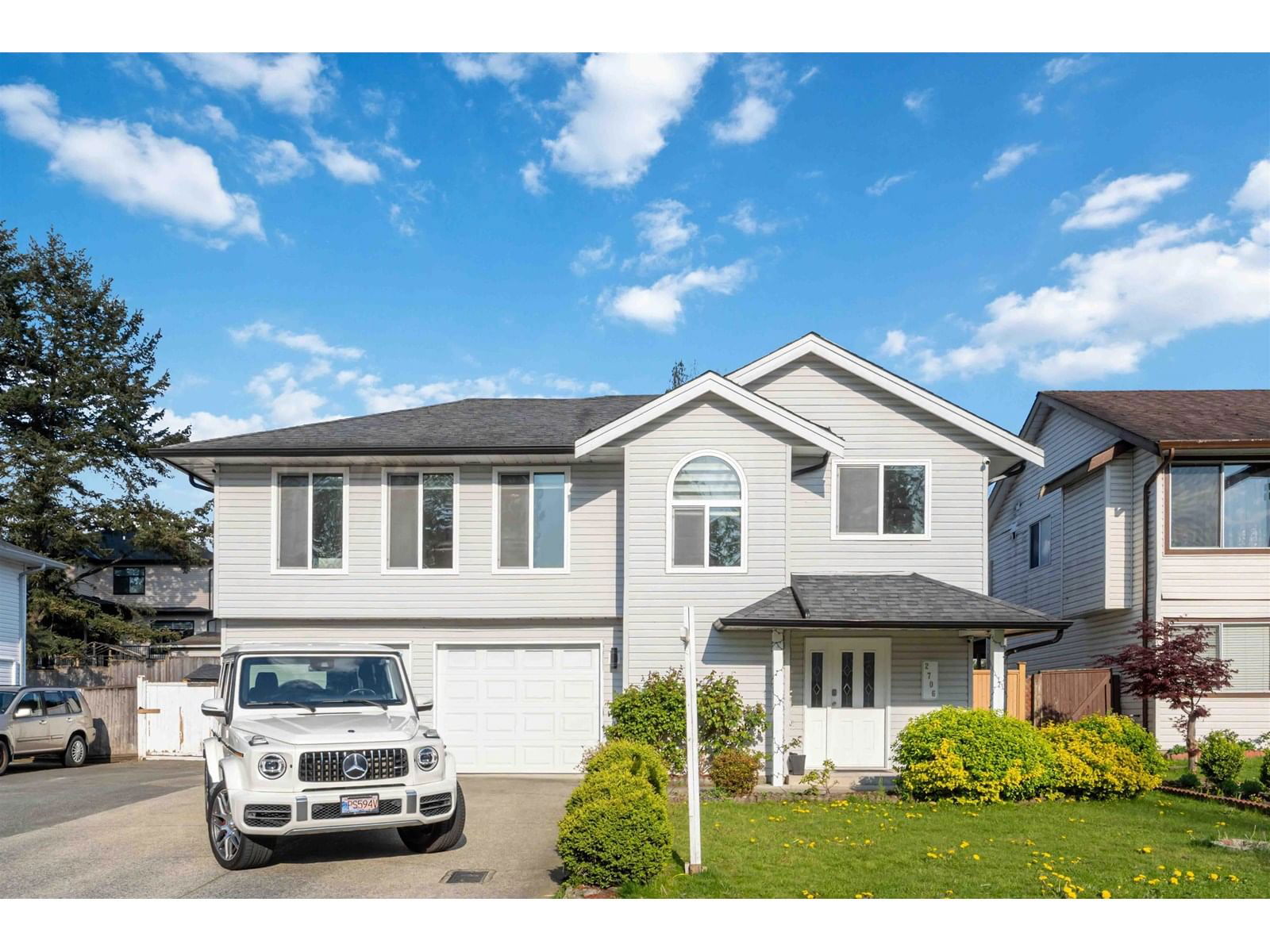 2706 MITCHELL Image 2