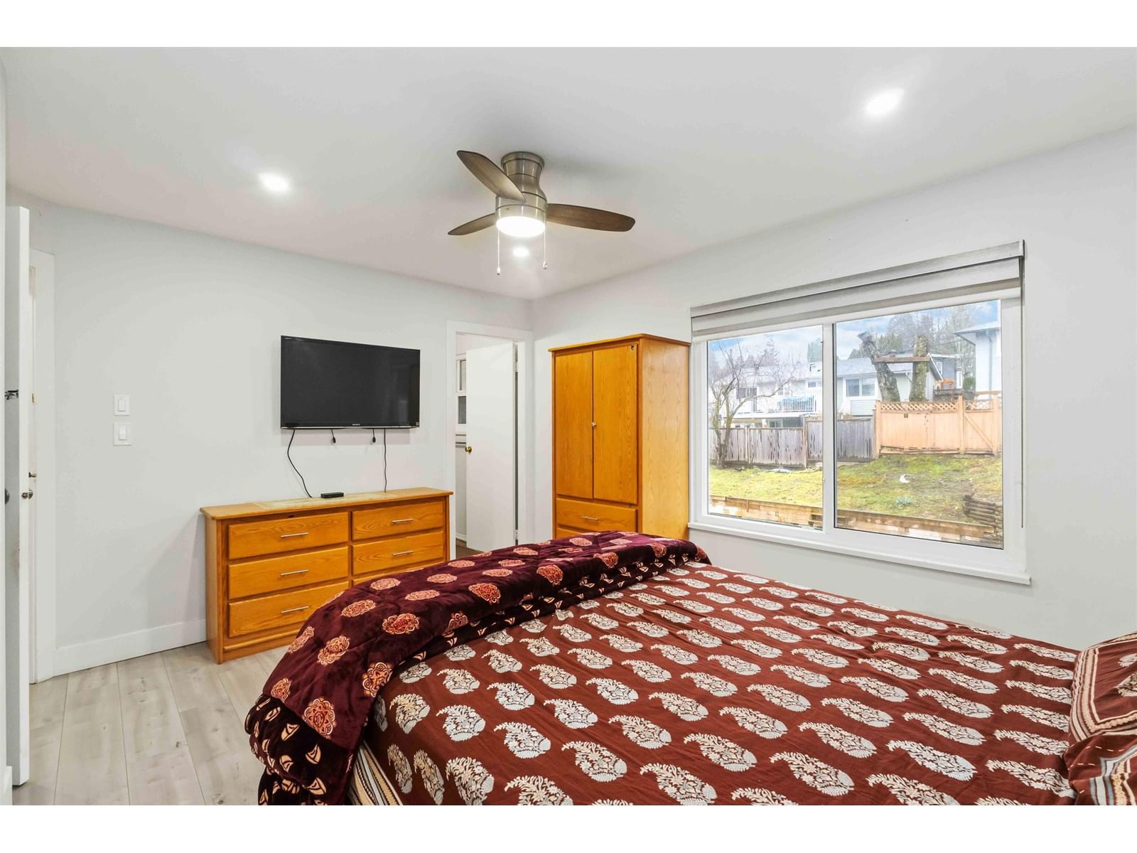 2706 MITCHELL Image 21