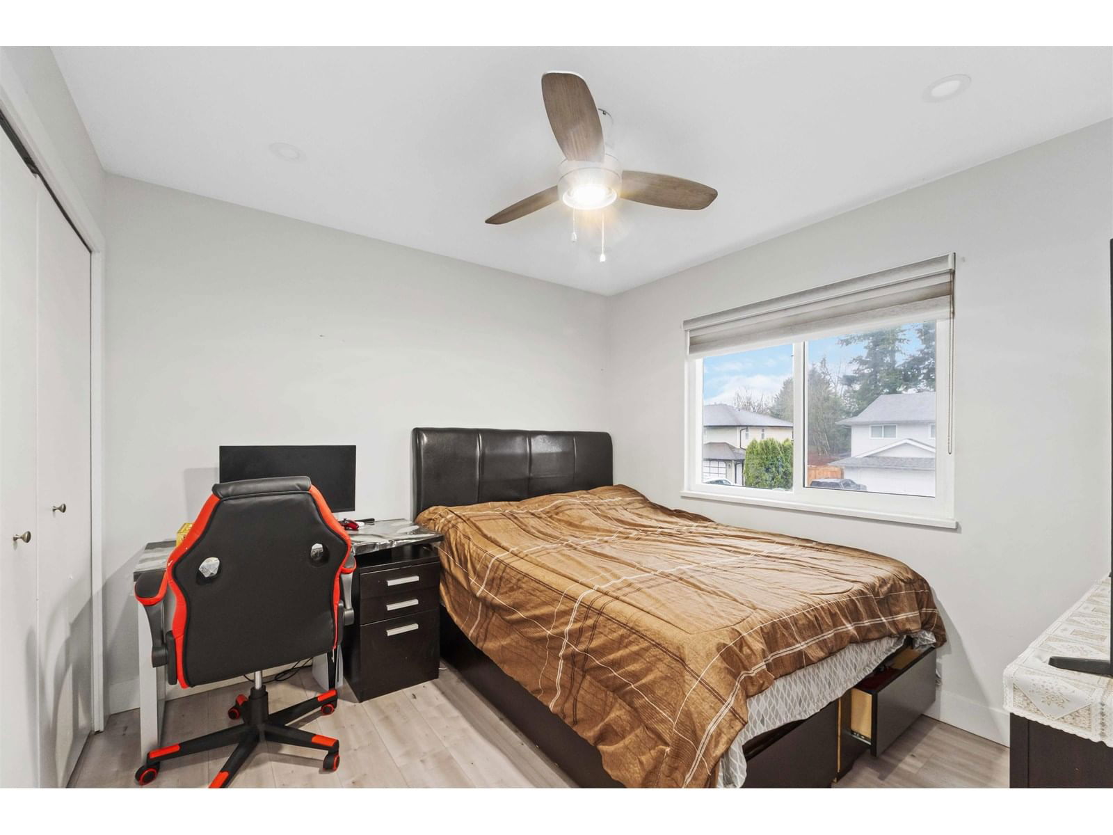2706 MITCHELL Image 24
