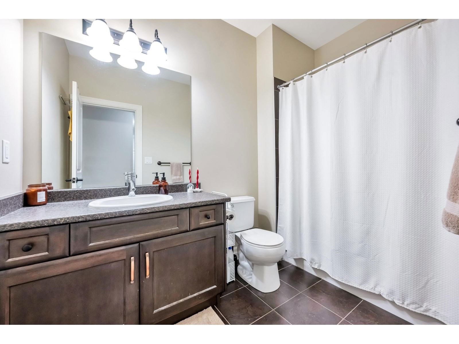 47137 MACFARLANE PLACE Image 29
