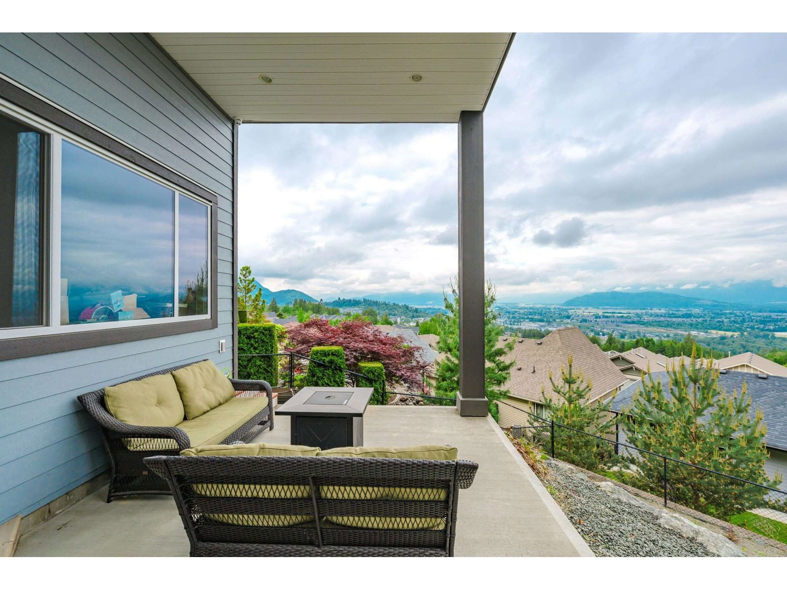 47137 MACFARLANE PLACE Image 36