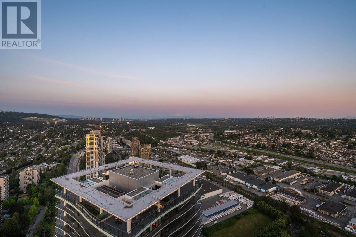 5407 - 4880 LOUGHEED HIGHWAY Image 21